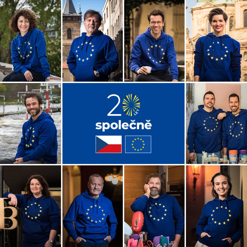 10 osobností v modrých mikinách s logem EU