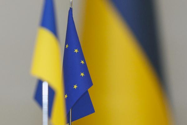 vlajky EU Ukrajina